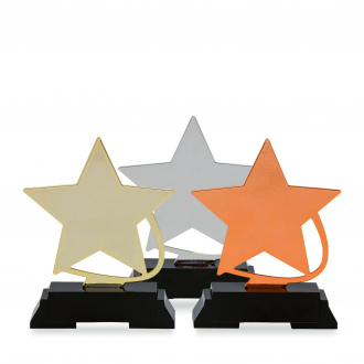 Trofej hvězda, výška 20 cm, zlatá